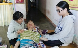 Trao hàng trăm triệu đồng bạn đọc hỗ trợ hoàn cảnh thương tâm