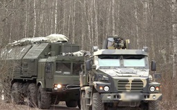 Chiến sự Ukraine ngày 1.406: Nga - Ukraine đấu khẩu, đàm phán hòa bình mong manh