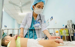 Chủng vi rút gây bệnh tay chân miệng nặng xuất hiện trở lại ở TP.HCM