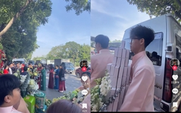 Người lạ bê tráp bất đắc dĩ trong 5 phút: Cư dân mạng bật cười