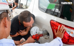 Lắc xe khi đổ xăng, sai lầm của người dùng ô tô và xe máy