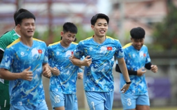 U.23 Việt Nam bất ngờ hủy tập, đi ‘shopping’ tại Bangkok: Xả hơi lấy tinh thần thắng Malaysia