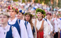 Thiếu nam giới nghiêm trọng, Latvia cho phụ nữ ‘thuê chồng theo giờ’