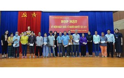 Sài Gòn High Rise đồng hành cùng UBND Tân Đông Hiệp tặng quà cho người khuyết tật