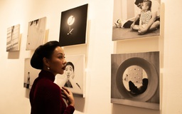 Triển lãm 'Phổ thinh lặng': Góc nhìn 'em được quyền đặc biệt' về trẻ tự kỷ