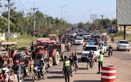 Thái Lan và Campuchia gấp rút sơ tán dân sau đụng độ ở biên giới