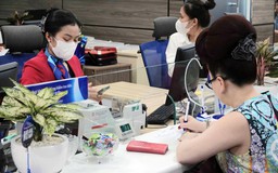 Ngân hàng Nhà nước bơm mạnh tiền, lãi suất kỳ hạn ngắn cao hơn dài