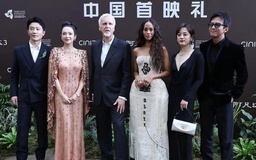 Chương Tử Di lạnh nhạt với đồng nghiệp quê nhà, nhiệt tình với sao quốc tế