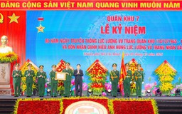 Quân khu 7 đón nhận danh hiệu Anh hùng lực lượng vũ trang nhân dân tại lễ kỷ niệm 80 năm