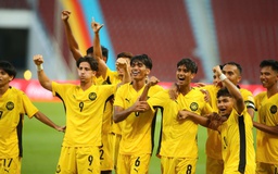 Malaysia có 'viện binh' quyết đấu U.23 Việt Nam, HLV Nafuzi Zain hành động bất ngờ