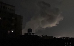 Ông Trump phát lệnh tấn công Houthi, cảnh báo Iran đừng can thiệp