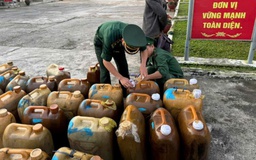 Biên phòng Quảng Ngãi tạm giữ 1.000 lít dầu vận chuyển trái phép