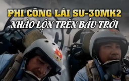Cận cảnh phi công lái Su-30MK2 nhào lộn trên bầu trời