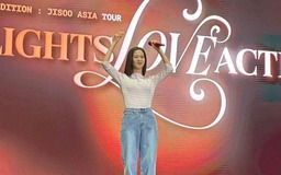 Jisoo (BlackPink) trở lại Hà Nội, ‘đốn tim’ người hâm mộ với nhan sắc rạng rỡ