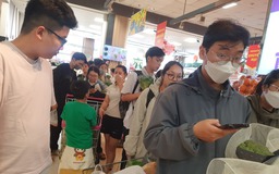 Ngày 8.3: Có những loại hoa ế khách, có loại phải xếp hàng dài để mua