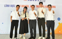 Biến thủy tinh và xà bần thành gạch phát quang