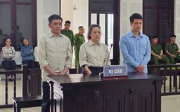 Chuyên viên Cảng vụ hàng không miền Trung tiếp tay đưa người đi châu Âu trái phép