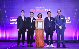 FPT Long Châu thắng giải đổi mới sáng tạo của năm tại Healthcare Asia Pharma Awards 2025