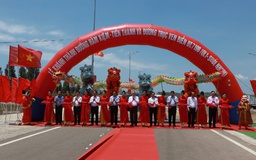 Phó thủ tướng Nguyễn Hòa Bình dự khánh thành 2 công trình giao thông tại Bình Thuận