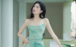 ‘Vũ điệu’ màu sắc qua trang phục loang màu