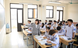 Từ hôm nay, giáo viên không còn phải kiêm nhiệm quá nhiều việc