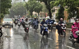 'Mưa vàng' giải nhiệt cho TP.HCM