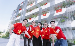 50 năm đất nước thống nhất: Trường học rực rỡ khoác 'áo mới' lan tỏa lòng yêu nước
