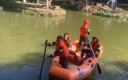 Tìm kiếm cụ già 80 tuổi ở Đà Lạt bị lũ cuốn trôi mất tích