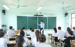 Ngân sách chi trả cho việc dạy thêm trong nhà trường