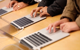 Chi phí sửa chữa khiến người dùng MacBook 'choáng váng'