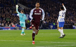 Hãy cố… rời khỏi M.U