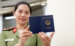 Bộ Công an: Không cần làm lại hộ chiếu khi sáp nhập tỉnh