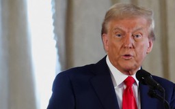 Trung Quốc áp thuế trả đũa, Tổng thống Trump nói Bắc Kinh 'hoảng loạn'