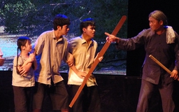 Khúc tráng ca của lòng yêu nước: Người trẻ và 'Cuộc hành trình tìm bức chân dung'