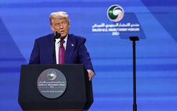 Ông Trump dỡ bỏ mọi lệnh cấm vận Syria