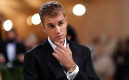 Nghi vấn Justin Bieber bị kiểm soát bởi giáo phái