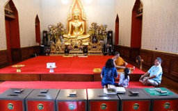 Sau bê bối biển thủ tiền công đức, Thái Lan tìm cách giám sát tài sản của chùa