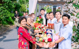 Đám hỏi 'gây sốt' của cô dâu Việt lấy chồng Đài Loan vì dàn bê tráp đặc biệt