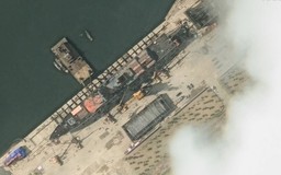 3 quan chức Triều Tiên bị bắt sau sự cố hạ thủy chiến hạm