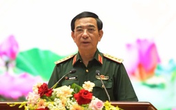 Đại tướng Phan Văn Giang: '12 giờ đêm tôi vẫn trả lời văn bản'