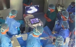 TP.HCM được bệnh viện Singapore ‘chọn mặt gửi vàng’ cho ca thông tim bào thai nguy kịch