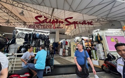 TP.HCM: Kiểm tra Saigon Square, phát hiện loạt sản phẩm nghi hàng giả