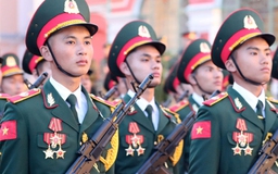 Điều đặc biệt của loại súng quân đội Việt Nam dùng duyệt binh tại Quảng trường Đỏ