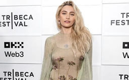 Con gái Michael Jackson nói gì khi bị chỉ trích lên lịch diễn vào ngày giỗ cha?