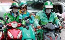 Thách thức chuyển 400.000 tài xế 2 bánh sang xe điện