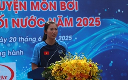 Ánh Viên truyền cảm hứng học bơi, phòng chống đuối nước tại TP.HCM