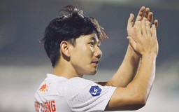 Minh Vương xúc động nghẹn ngào nói lý do chia tay HAGL, cảm ơn bầu Đức 