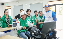 Nâng cao an toàn cho tài xế xe máy công nghệ ở Việt Nam