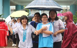 Một buổi chiều thi tốt nghiệp THPT đầy cảm xúc