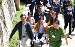 Đà Lạt: CSGT giúp 2 thí sinh bị tai nạn đến trường hoàn thành bài thi